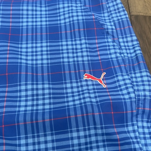 Men’s puma checkered golf shorts with pockets - Picture 2 of 7